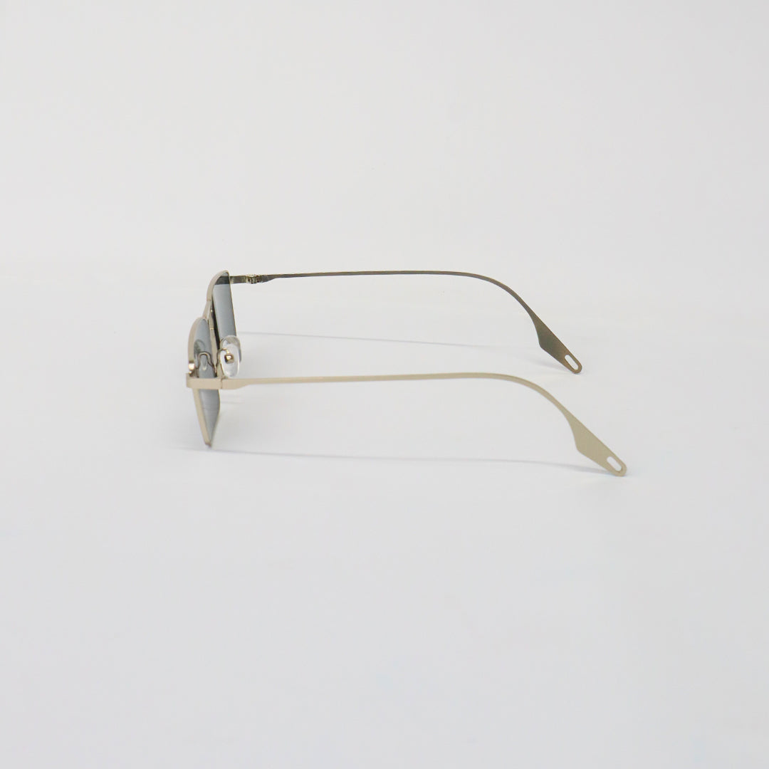 Aurum Edge – Metal Square Sunglasses
